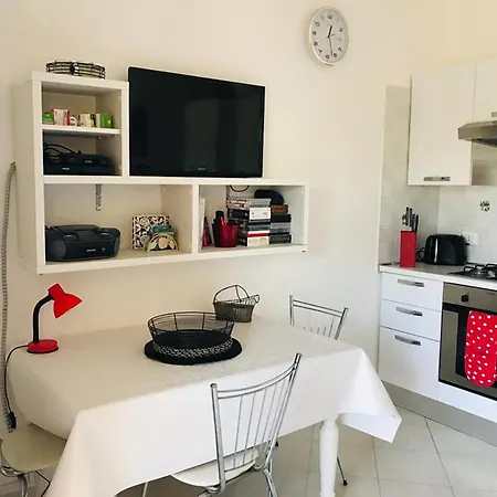 Apartment Club One Bed 67g